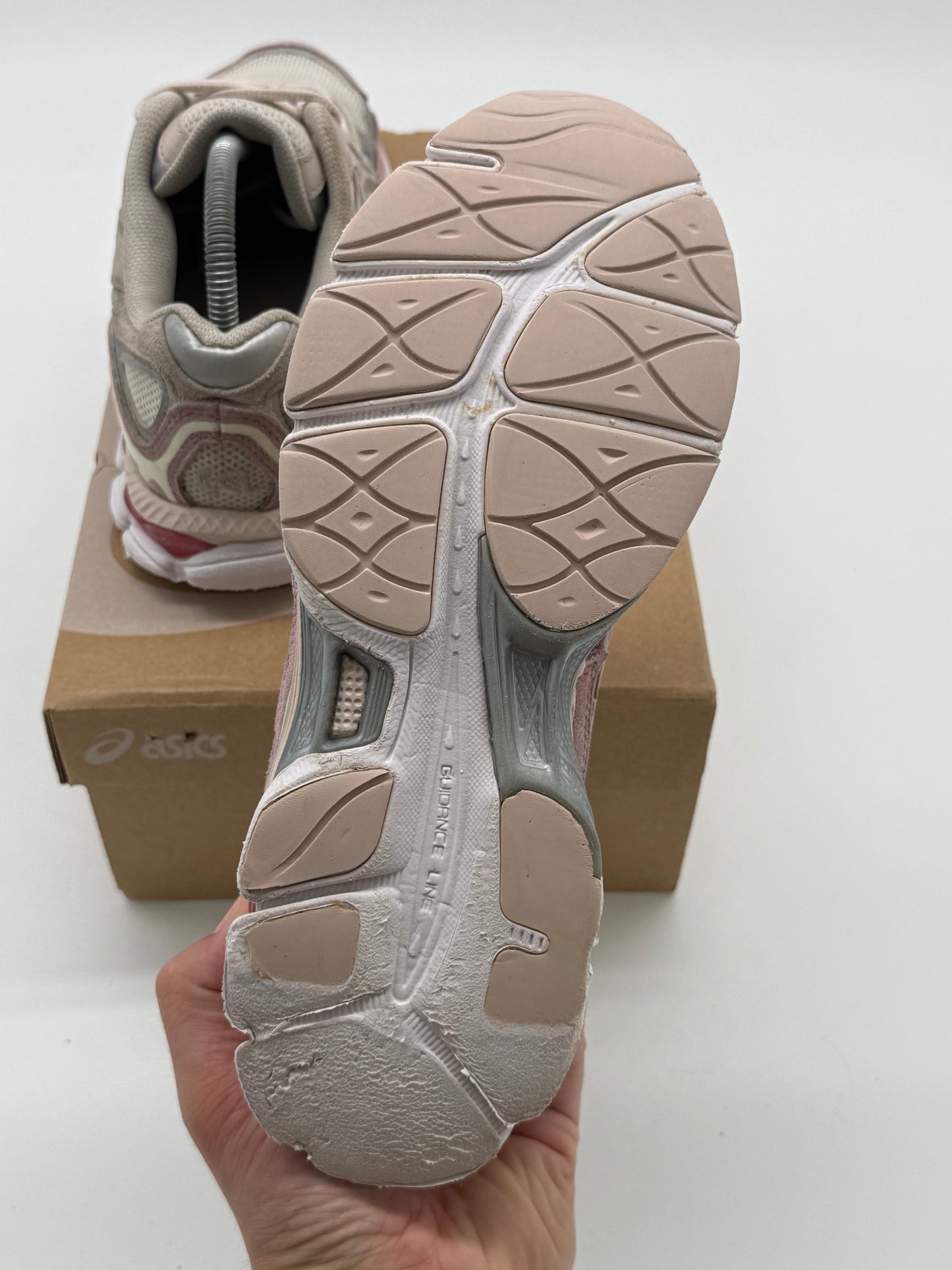 Asics Gel NYC „Rosa / Beige“ EU 40.5 - SNEAKERREPAIR