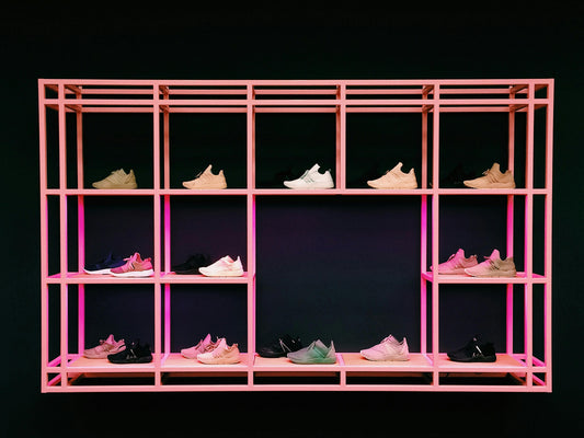 Sneaker & Modebewusstsein jenseits von Fast Fashion: Wie Style und Umweltbewusstsein zusammenspielen – und warum Reparieren wieder cool ist