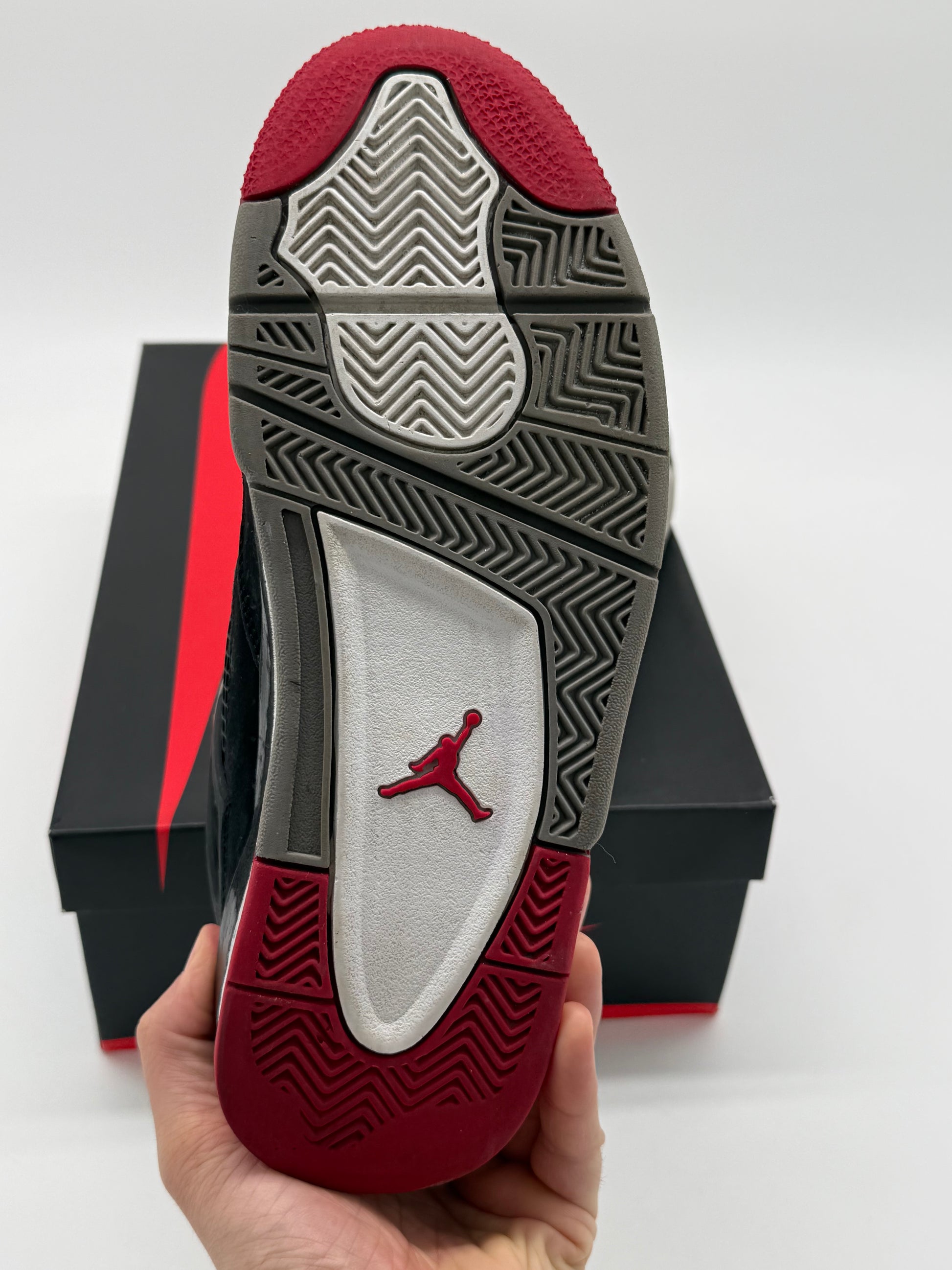 Nike Jordan 4 Retro „Bred“ EU 41 - SNEAKERREPAIR