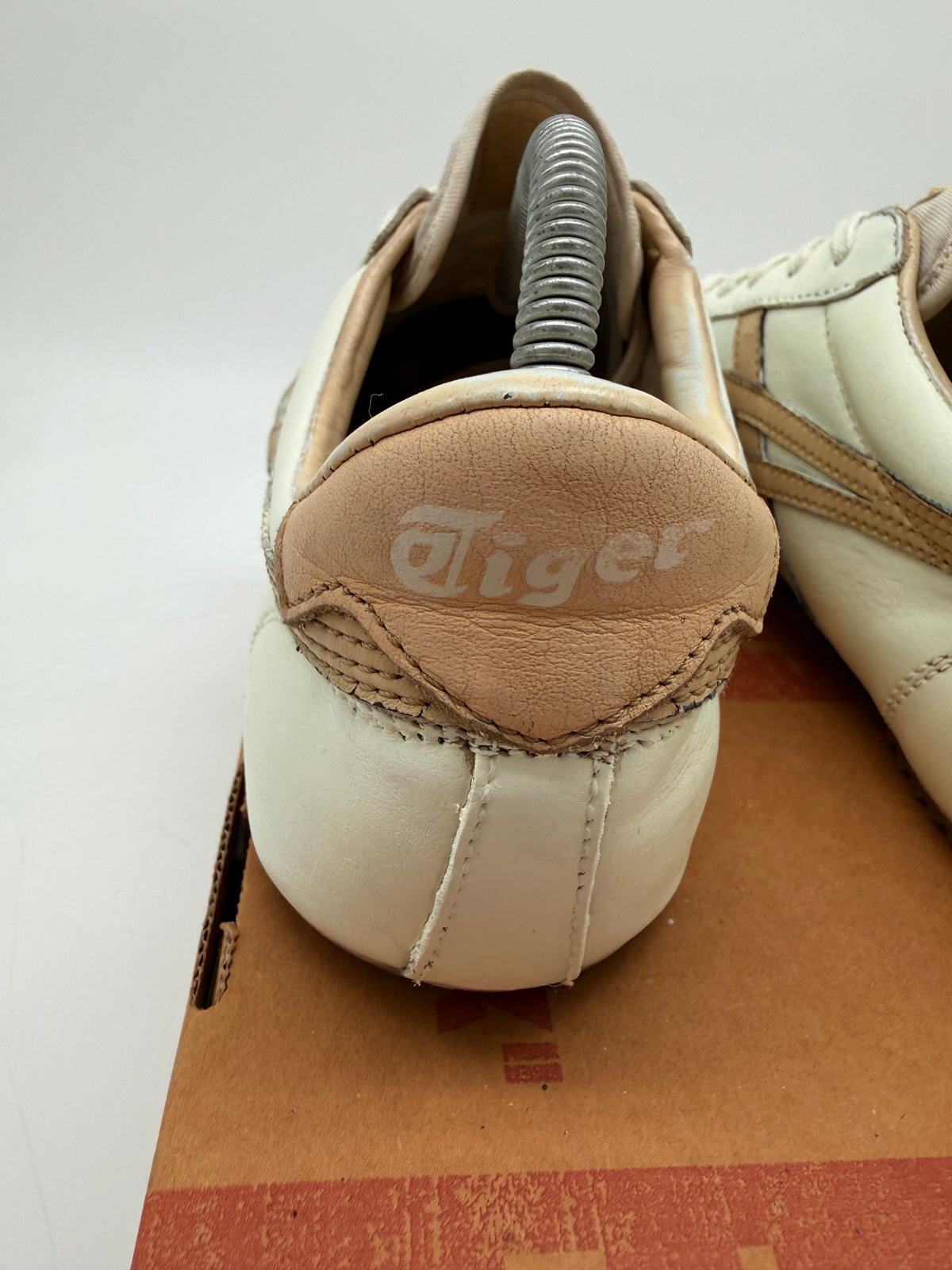 Onitsuka Tiger „Cream / Brown“ EU 39