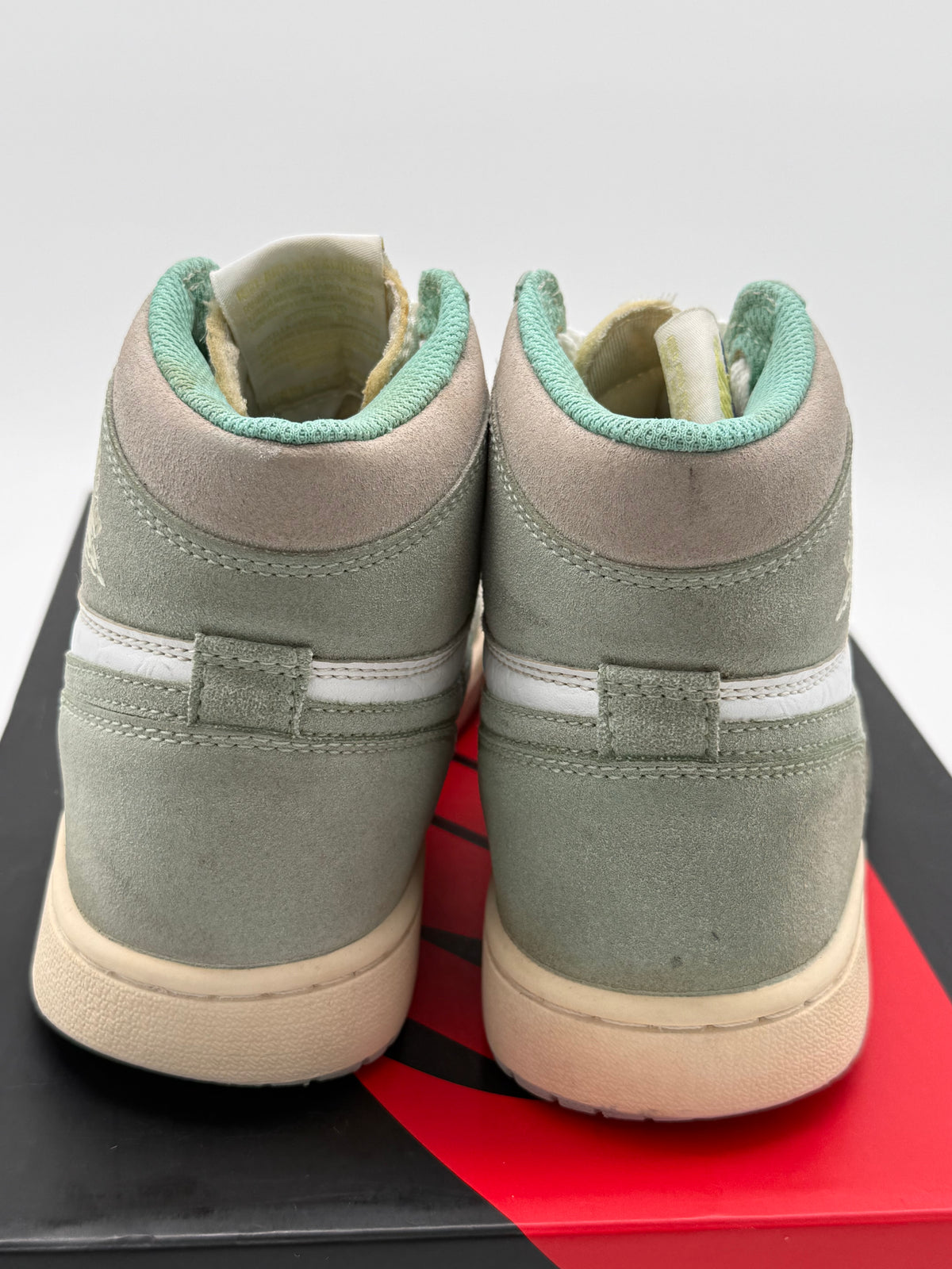 Jordan 1 High Retro „Turbo Green“ EU 36