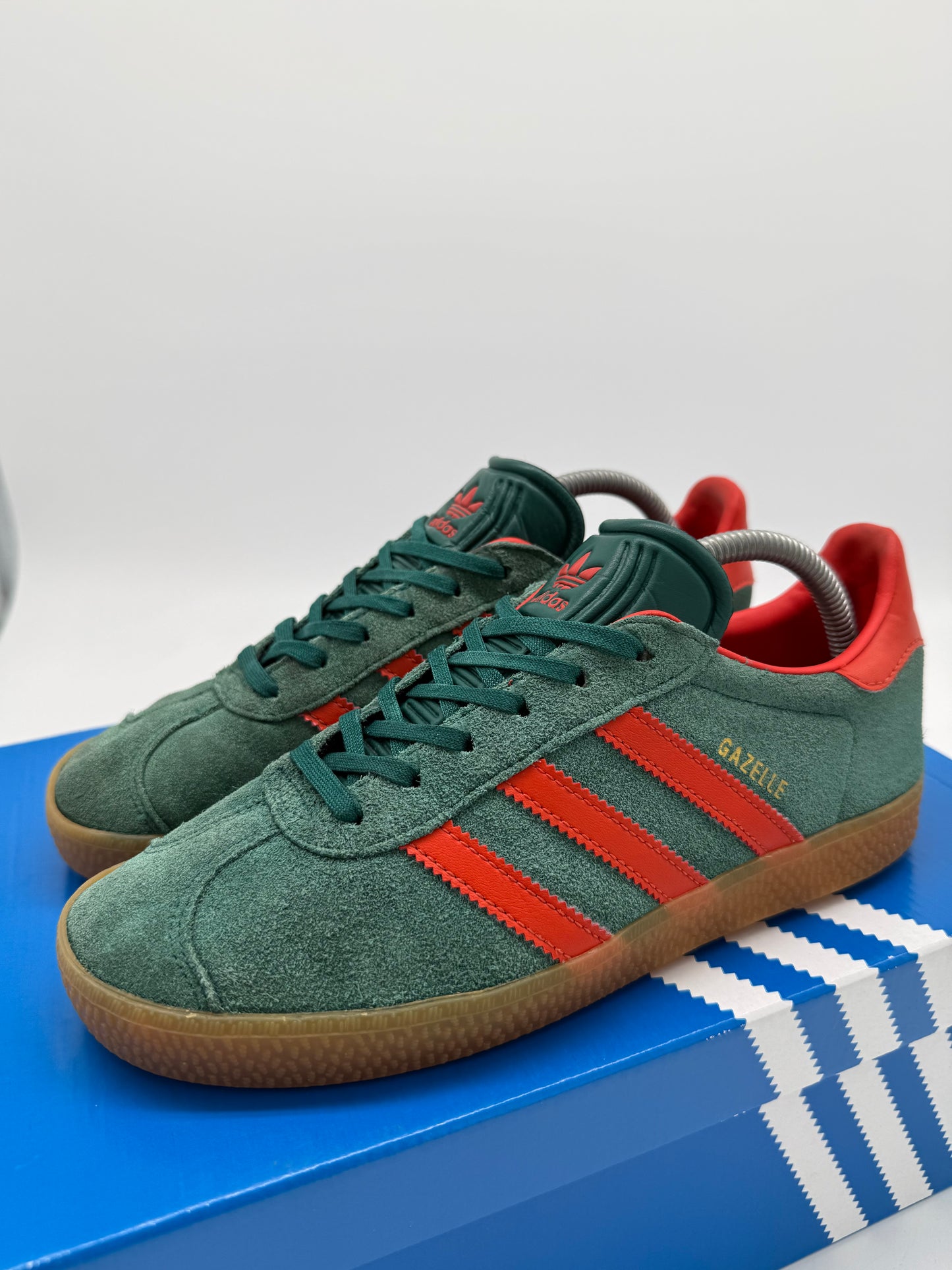Adidas Gazelle „Collegiate Grün/Preloved Rot“ EU 37 1/3