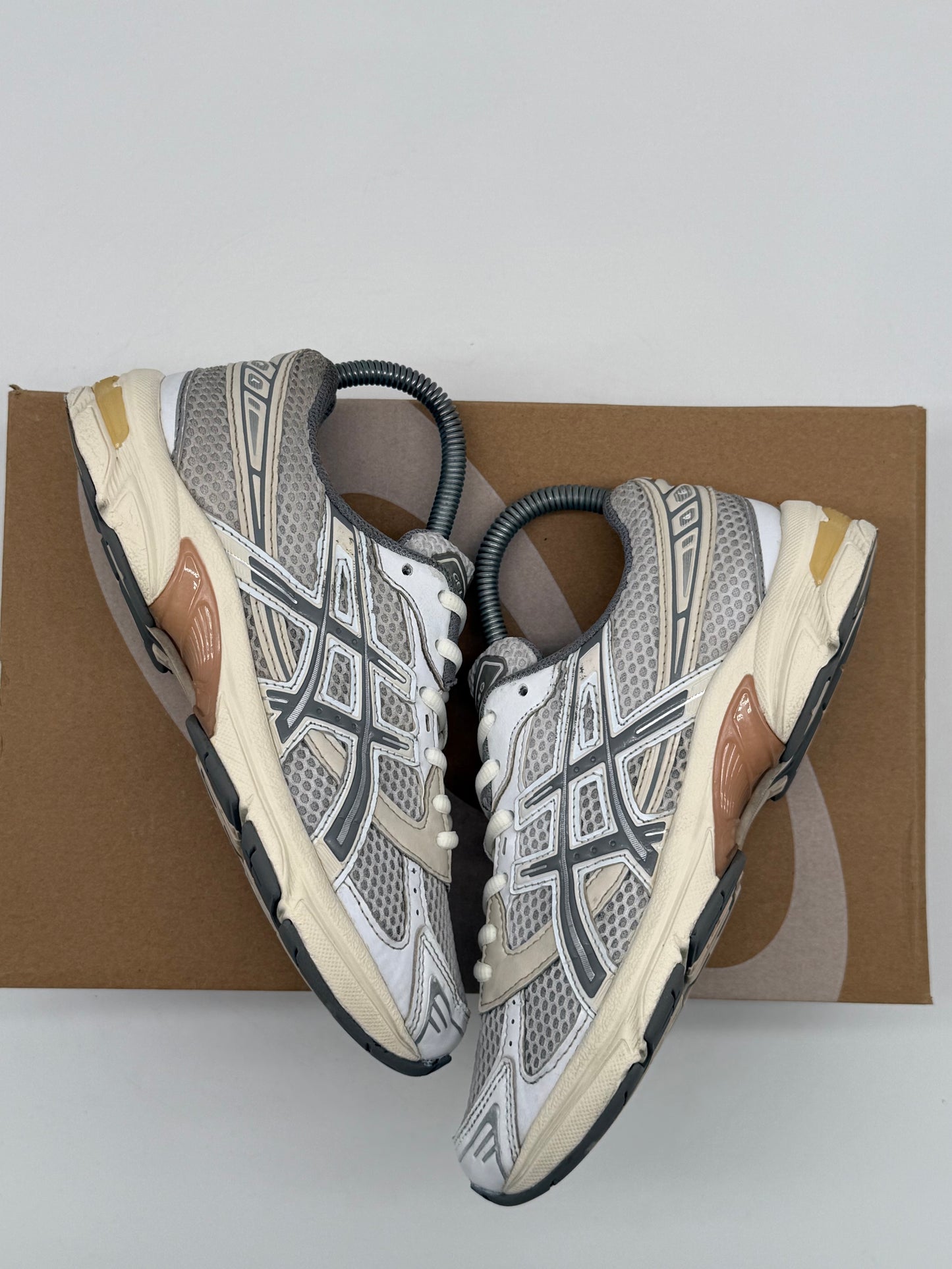 Asics Gel-1130 „White / Grey / Beige“ EU 37
