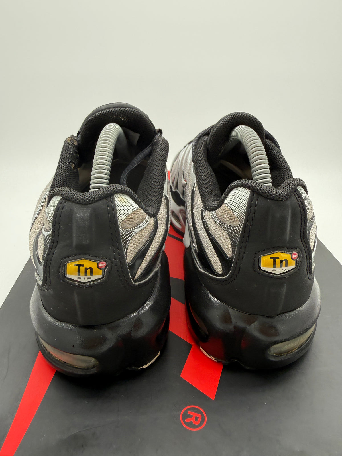 Nike Air Max Plus „Schwarz/Silber/Weiß“ EU 38
