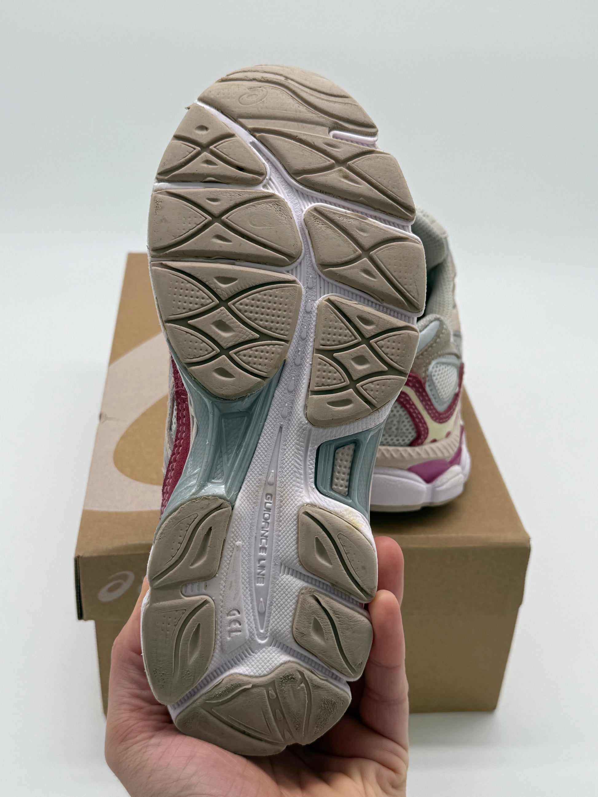 Asics Gel NYC „Creme / Rosa“ EU 37 - SNEAKERREPAIR