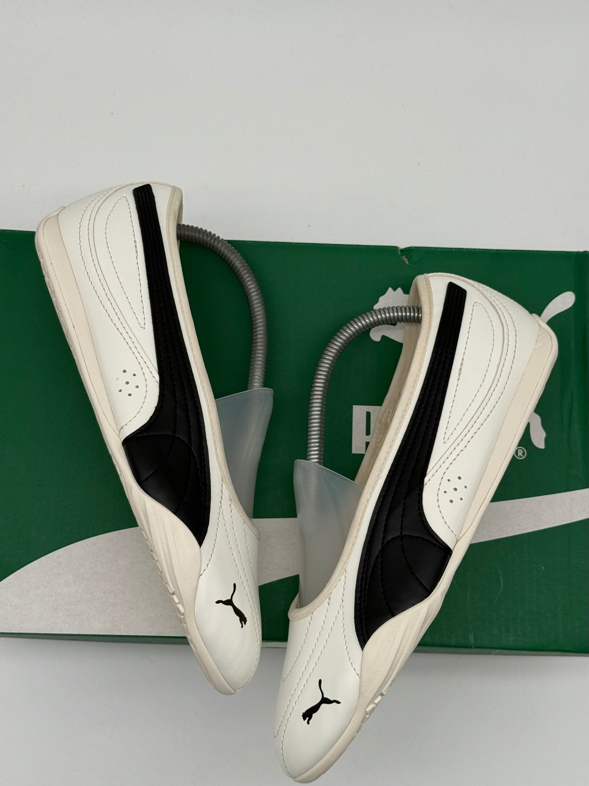 Puma Ballerina „White / Black“ EU 38 - SNEAKERREPAIR