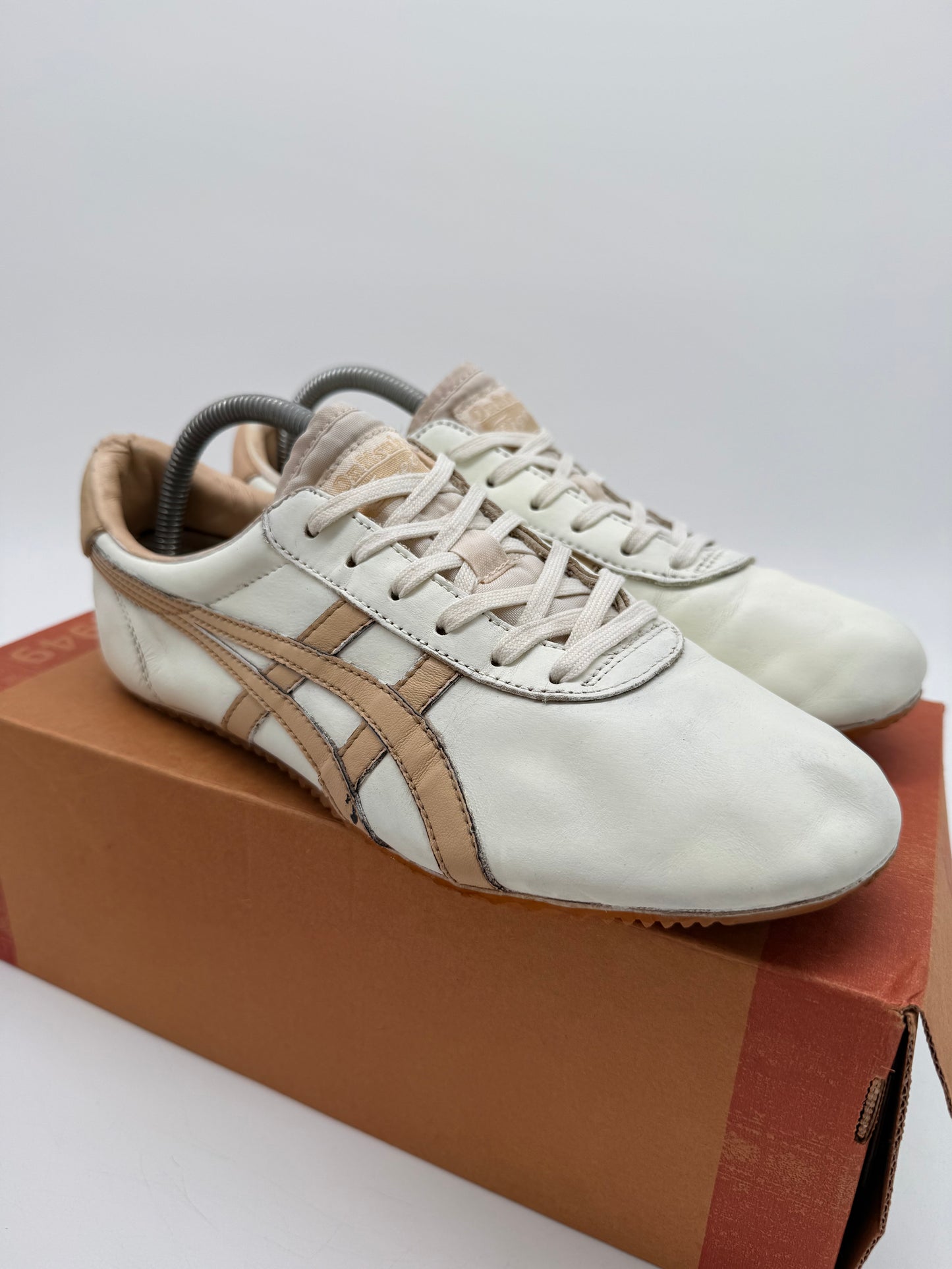 Onitsuka Tiger „Cream / Brown“ EU 39