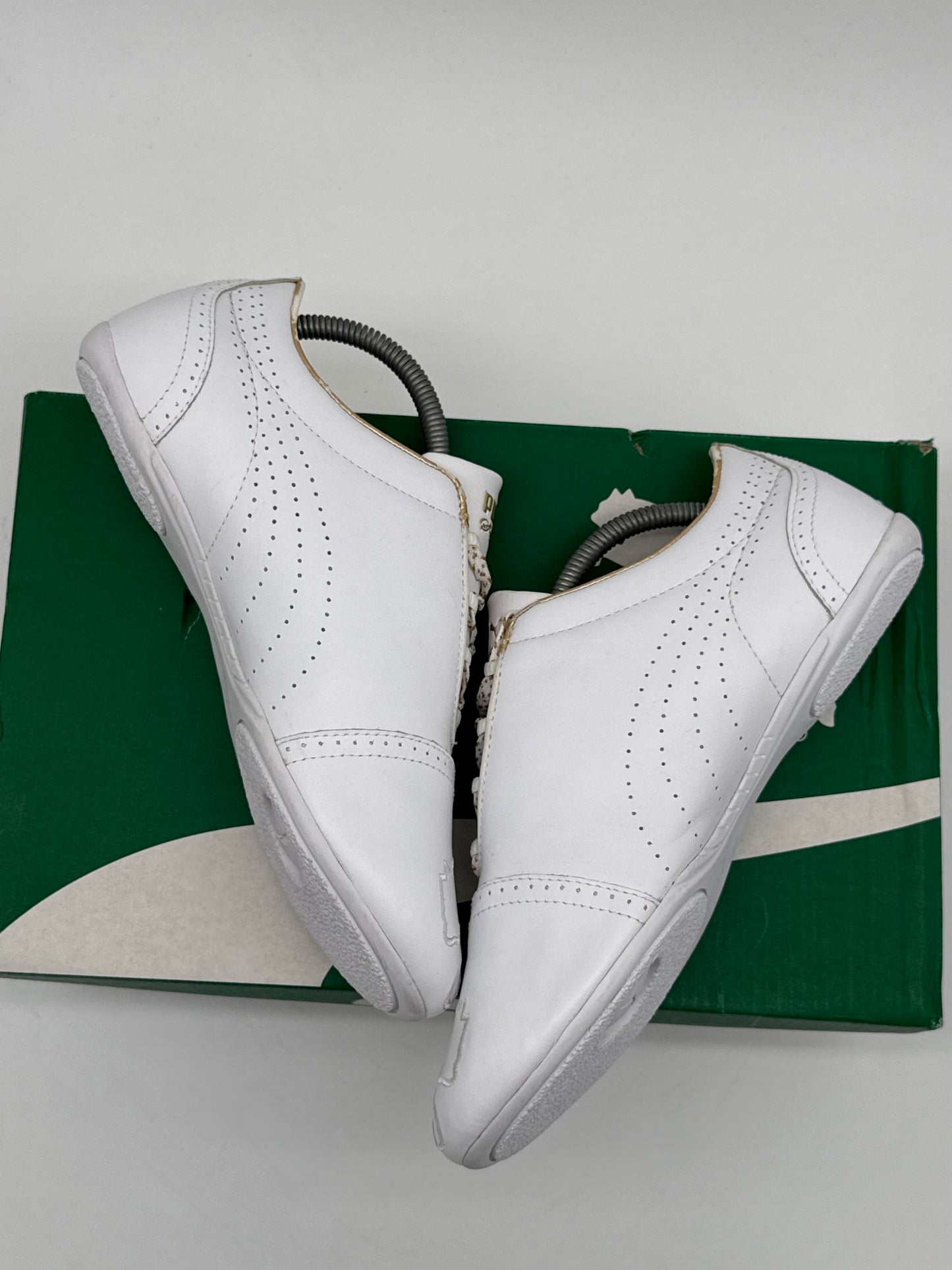 Puma Speedcat „Weiß / Gold“ EU 39