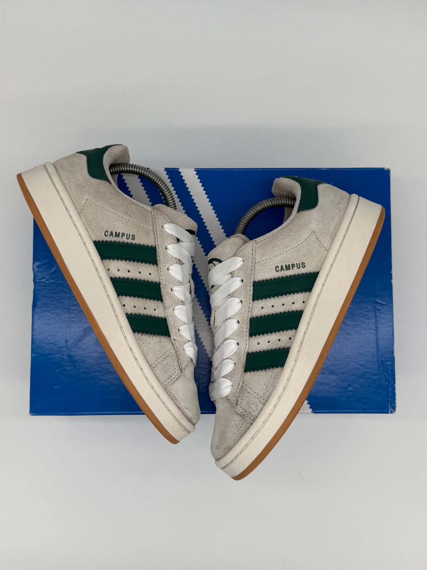 Adidas Campus 00s „Crystal White / Collegiate Green“ EU 37
