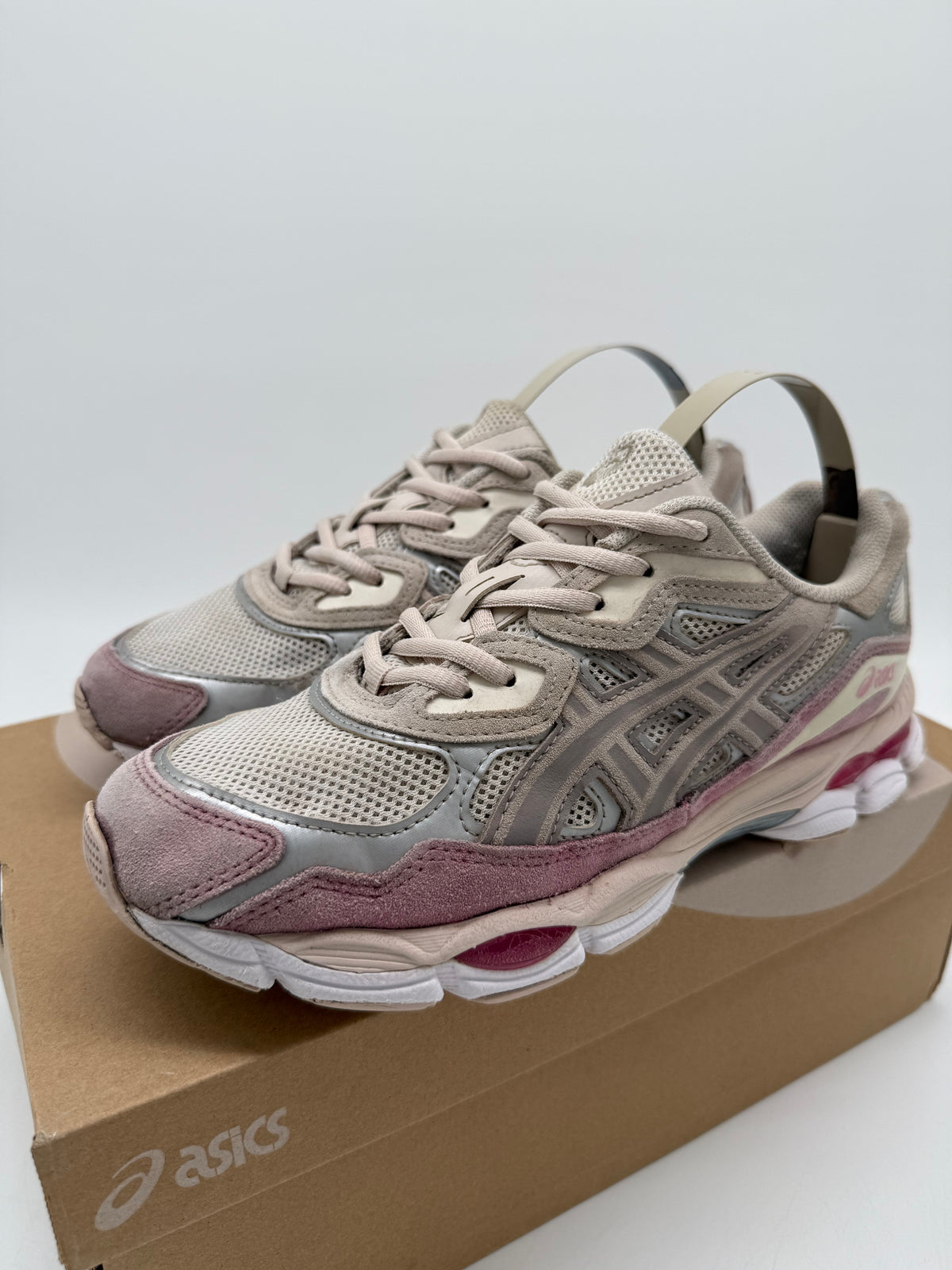 Asics GEL NYC „Cream / Pink“ EU 40.5